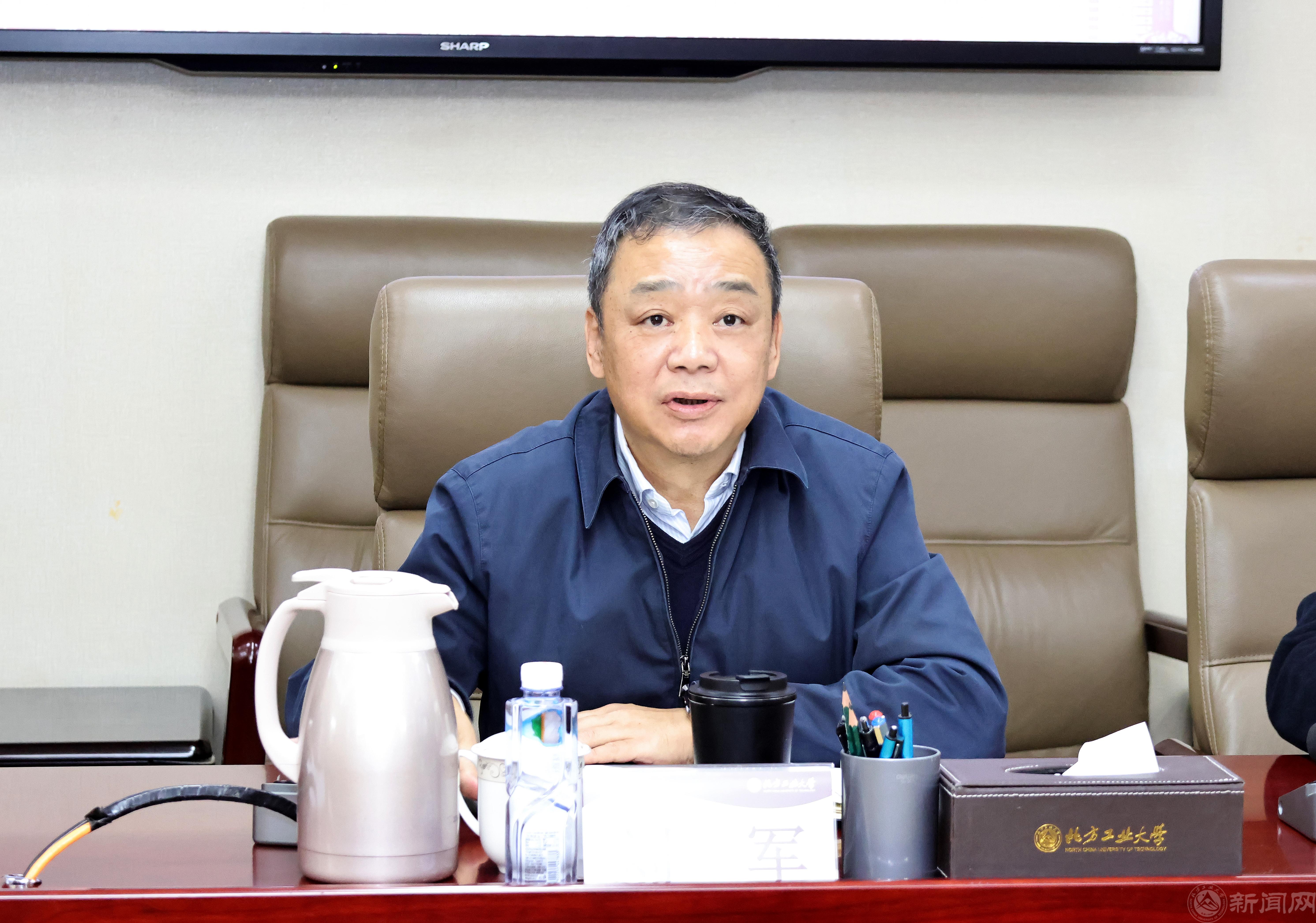 刘书记.JPG